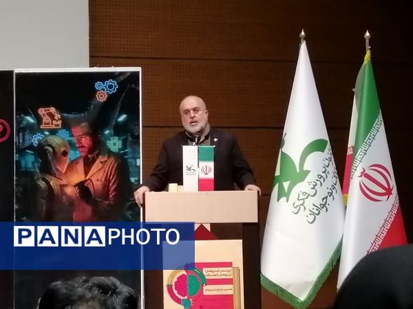  اختتامیه جشنواره ملی پژوهش در کانون پرورش فکری کودکان و نوجوانان قم