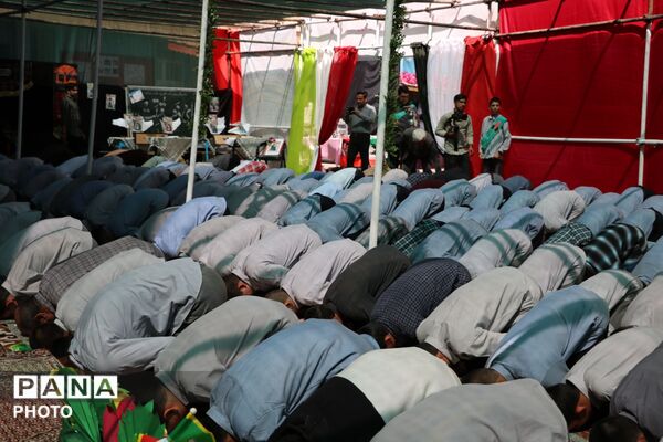 زنگ نماز در مدارس مشهد با حضور نماینده ولی‌فقیه در خراسان رضوی 