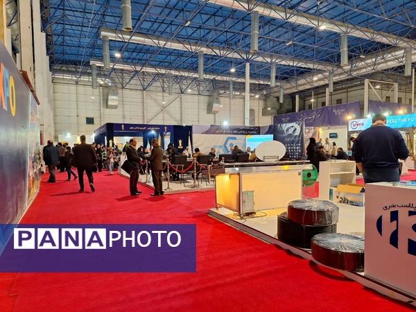 روز سوم از نمایشگاه پژوهش و فناوری در مشهد