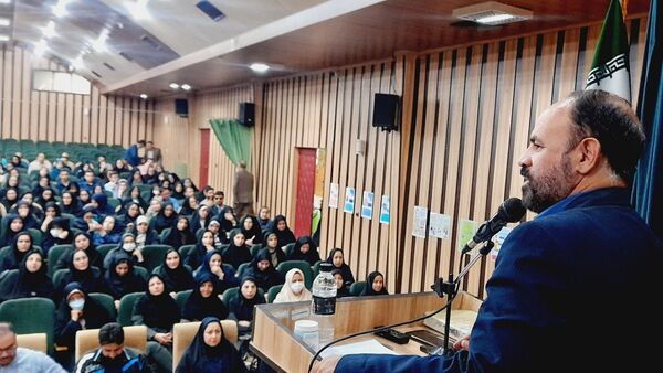 جلسه استانی مشاوران با موضوع «تاب‌آوری و امیدآفرینی در مدارس» در استان البرز