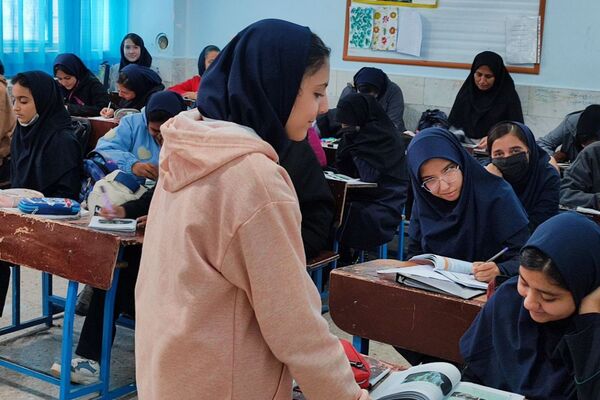 اجرای طرح مدام در دبیرستان مهر نیشابور