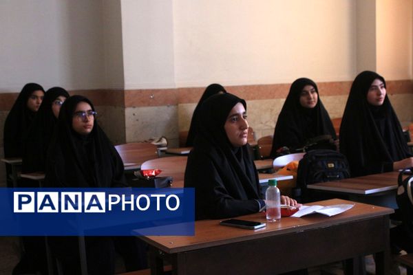  مسابقات قرآن، عترت و نماز متوسطه اول و دوم دختران بهارستان‌دو