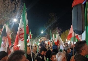 حضور مردم همیشه در صحنه نیشابور در مسجد جامع 