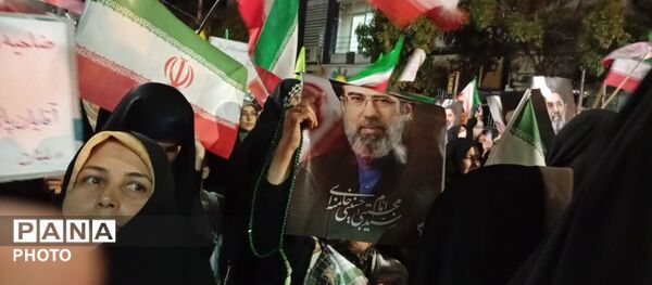 حضور پرشور مردم ملایر در خیابان‌ها در حمایت از امنیت و اقتدار کشور