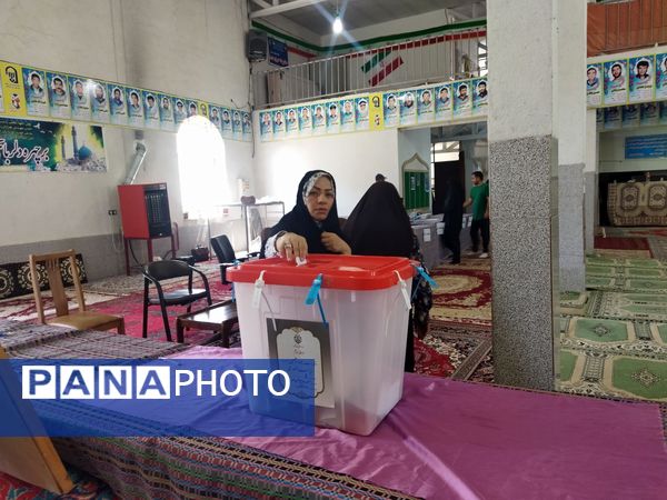 انتخابات چهاردهمین دوره ریاست‌جمهوری در شهر راز