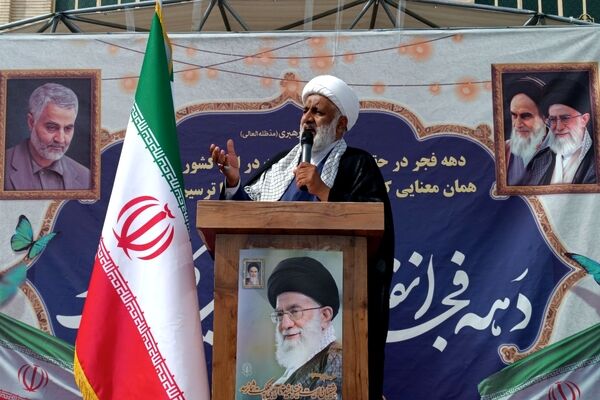 تجدید میثاق مردم بشاگرد با آرمان‌های انقلاب اسلامی در راهپیمایی ۲۲ بهمن