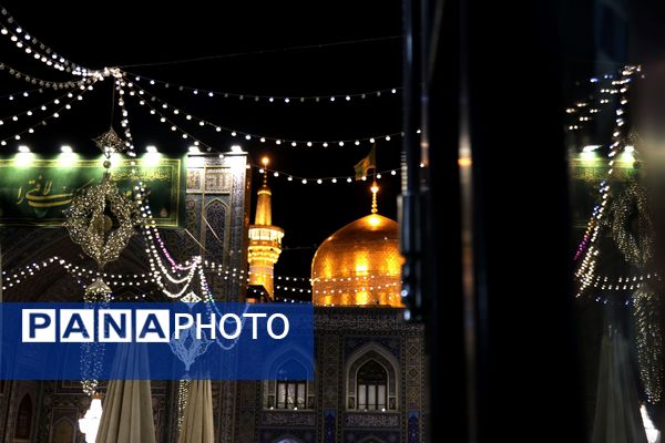 عید امامت در حرم امام رضا(ع)