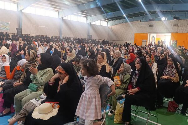 برگزاری جشن بزرگ دختران ایران قوی در شهرستان قرچک 