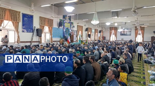 نماز عبادی سیاسی جمعه  شهر خور در روستای بوژمهران 