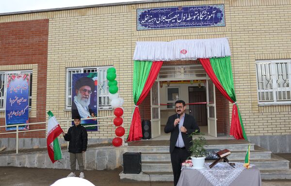 افتتاح دبیرستان متوسطه اوّل ۴ کلاسه «مصیب جلالی» در روستای دهنه اخلمد چناران