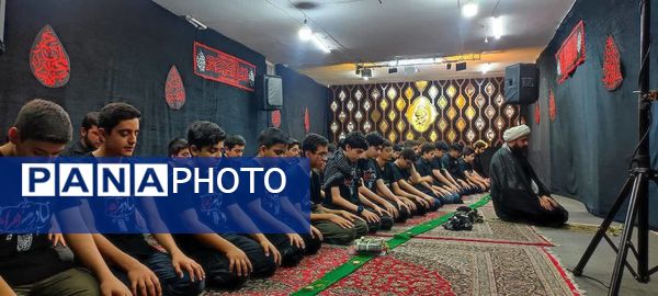 مراسم هیات الزهرا(س) در دبیرستان شاهد محسنین منطقه 14 تهران