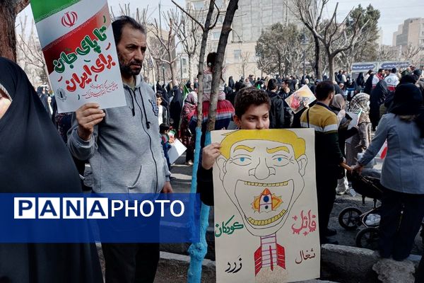 خروش مردمی در خیابان‌های رباط‌کریم در 22بهمن