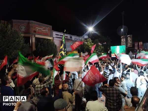 خاطره ۱۶۸ شهید در «۱۶۸ شب»؛ نیشابور میزبان اجتماع پرشور مردم