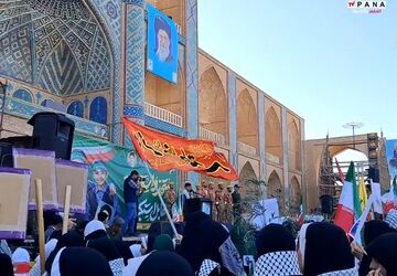 راهپیمایی روز دانش آموز دبیرستان تفضلی