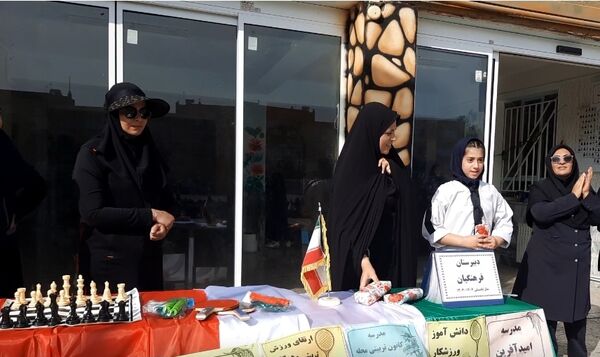 المپیاد ورزشی دبیرستان فرهنگیان ناحیه۷ مشهد 