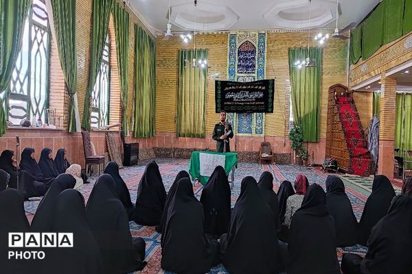 کارگاه آموزش اسلحه شناسی ویژه خواهران در شهر بار