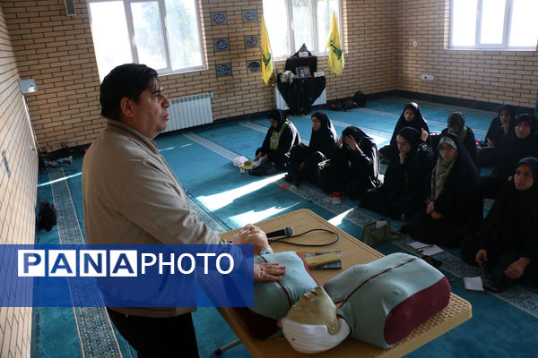 دوره تربیت مربیان ارشد سازمان دانش‌آموزی استان قم