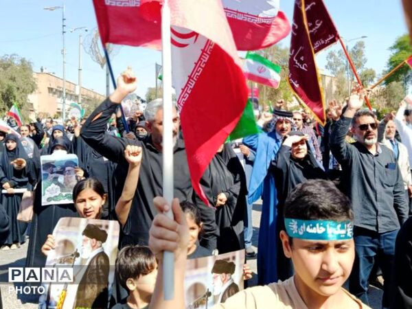 بیعت مردم اهواز با سومین رهبر انقلاب اسلامی