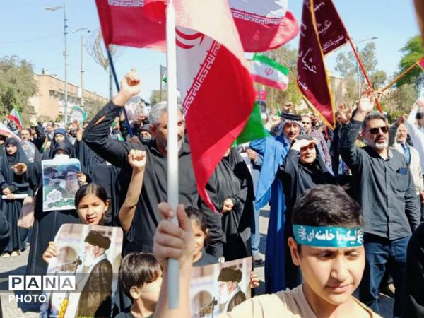 بیعت مردم اهواز با سومین رهبر انقلاب اسلامی