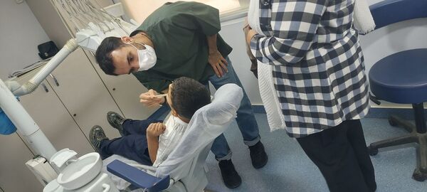 ارائه خدمات دندانپزشکی رایگان برای دانش‌آموزان مناطق کم برخوردار محمدشهر و ماهدشت کرج