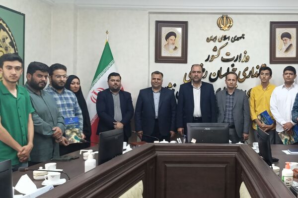 نشست بر خط قرارگاه‌های میدان 14صفر 3 با استاندار خراسان رضوی در فرمانداری نیشابور