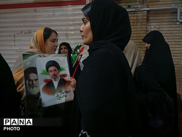 چایخانه حضرت زهرا(س) مهمان هفتاد و یکمین شب اجتماعات مردمی نیشابور