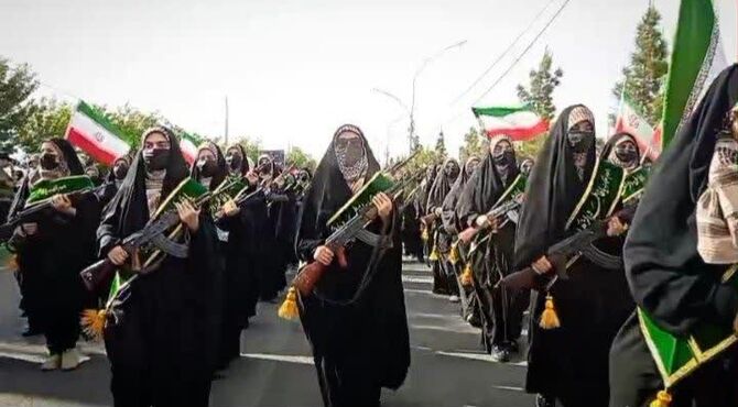 شکوه حضور دختران حوزه کوثر قم در رزمایش جانفدا 