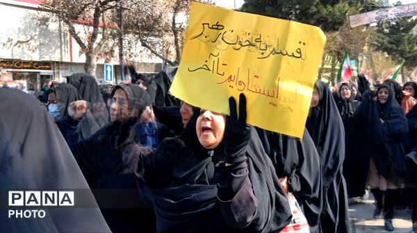 راهپیمایی خشم و نصر مردم نیشابور 