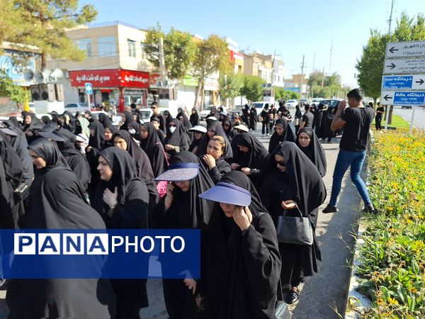 پیاده‌روی جاماندگان اربعین حسینی در مرودشت 