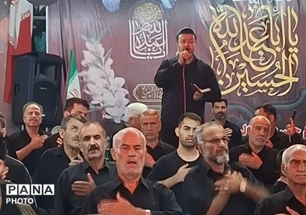 سوگواری مردم ملایر در روز عاشورای حسینی 