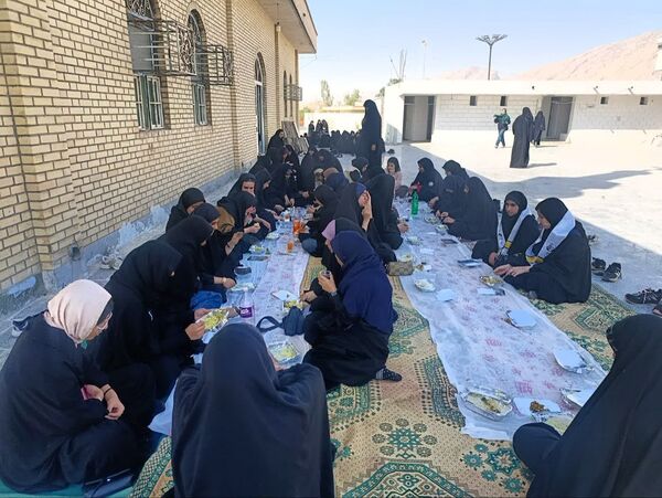 اعزام دختران لامرد به سرزمین نور