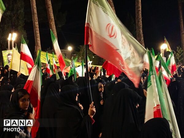 اجتماع مردم خلیل آباد در شب چهل و یکم از شهادت رهبر معظم انقلاب اسلامی