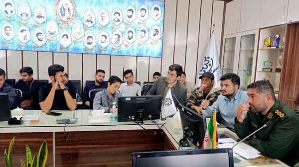 فرماندهان واحدهای حوزه مقاومت بسیج ۷ دانش‌آموزی مشهد مقدس به خط شدند
