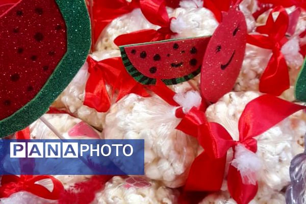 یلدای ایرانی در مدرسه نشر علم ورامین