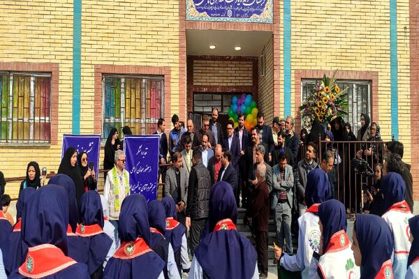 مراسم افتتاحیه دبستان دخترانه فاطمه اهری هاشمی