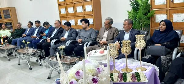 آیین نمادین «سپاس معلم »در ناحیه یک شهرکرد 