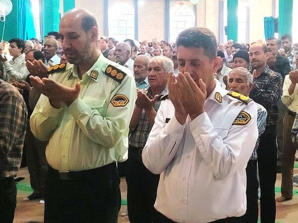 اقامه نماز عید قربان در آستان مقدس حضرات سیدان‌الکریمان شهرستان برخوار