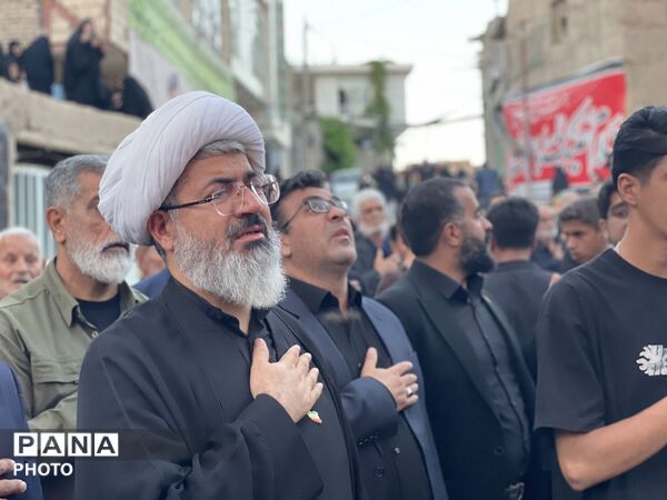 حضور امام جمعه و شهردار کاشمر در مراسم مقتل خوانی روستای طرق