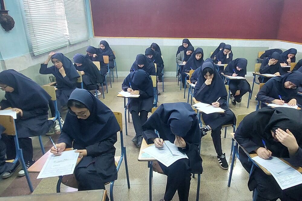 کسب نمره بالا توسط دانش‌آموز به معنی استفاده صحیح او از وقت است