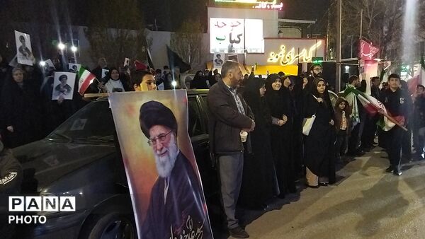 قاب هایی از حضورـ۲