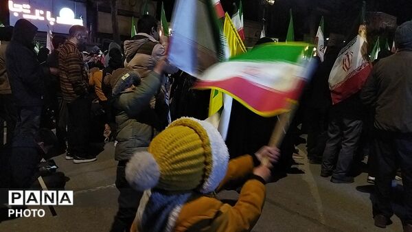 چهل روز ، چهل شب ؛ مردم نیشابور عزادار رهبر شهید و شهدای میناب هستند -۱
