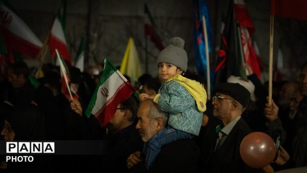 تجمعات عظیم مردمی نسبت به استکبار جهانی در کرج