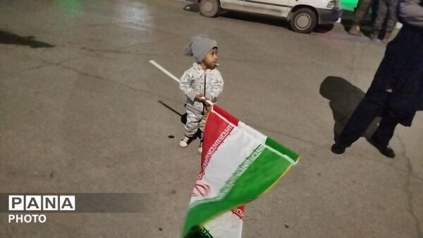  لحظه تحویل سال و تجدید بیعت با رهبر معظم انقلاب اسلامی 