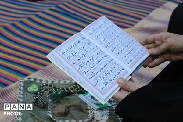 آغاز تحویل سال مردم در کنار شهید گمنام در ناحیه 4 کرج 