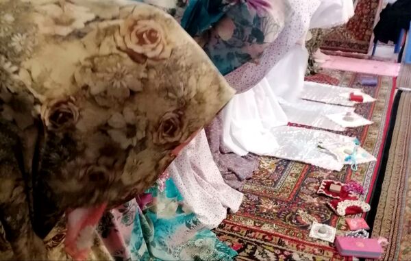 اعتکاف دختران در قاب مسجد امام محمد باقر (ع) تبریز