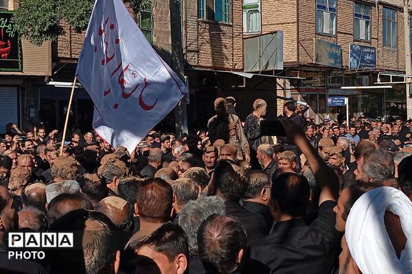 مراسم معنوی گل‌زنی در بن