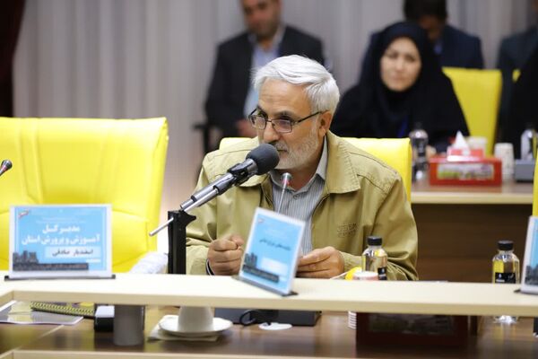 نشست مشترک کمیسیون آموزش، تحقیقات و فناوری مجلس با وزیر آموزش و پرورش 
