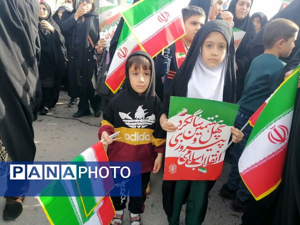 شمع ۴۷ سالگی را با طوفان غیرت مردم فوت کردیم