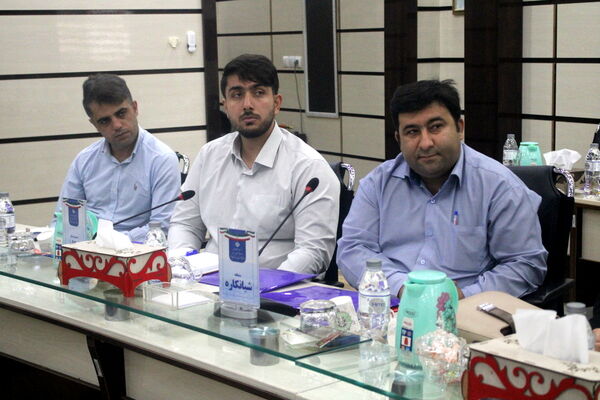 کارگاه آموزشی آشنایی با قانون و آیین‌نامه رسیدگی به تخلفات اداری در بوشهر
