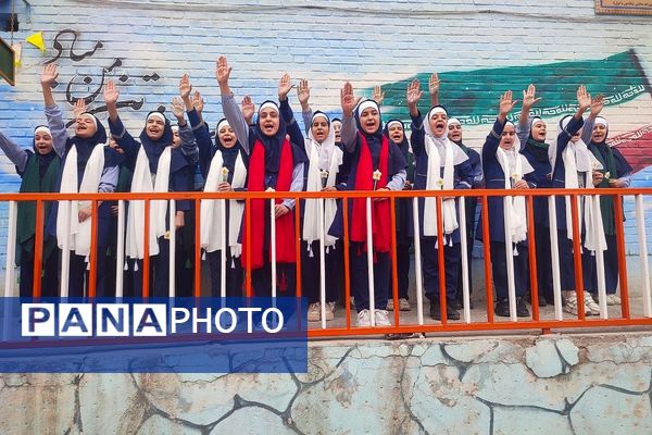 جشن باشکوه میلاد امام عصر (عج) در هئیت دخترانه ریحانه ها